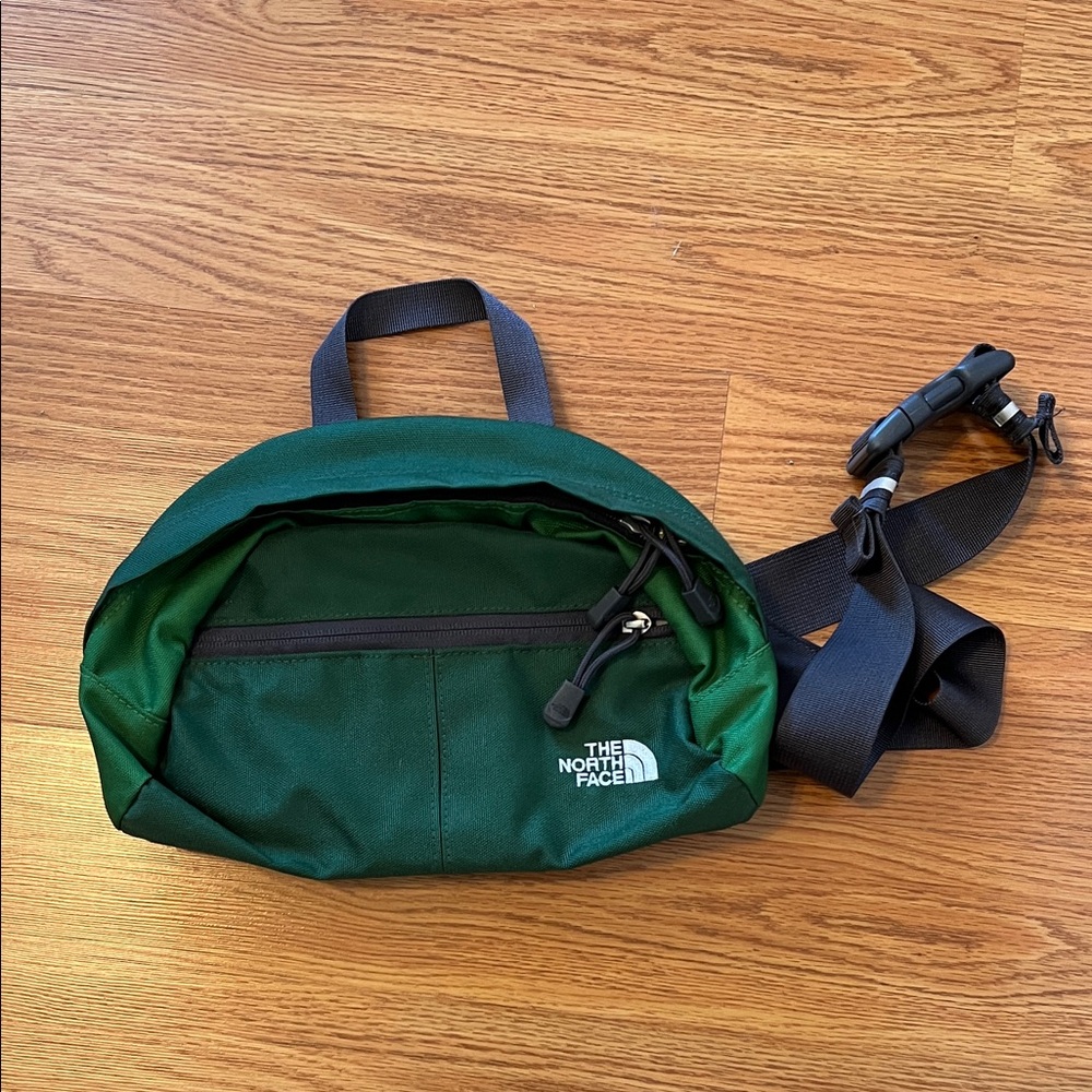 The North Face Forest Green Belt Bag